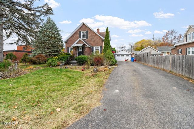 42 Collins Place, Albany, NY 12208