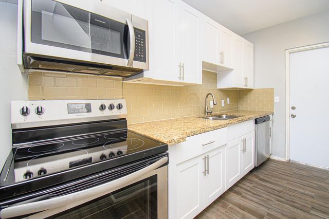 317 NE 13th Avenue 3, Fort Lauderdale, FL 33301