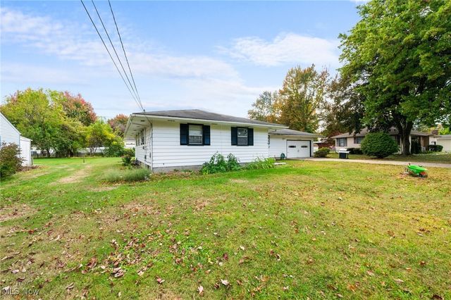 1172 Dalton Drive, Painesville, OH 44077