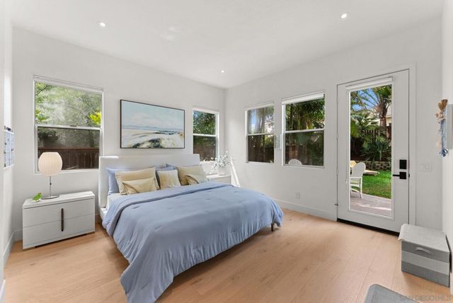 7933 Sitio Nispero, Carlsbad, CA 92009