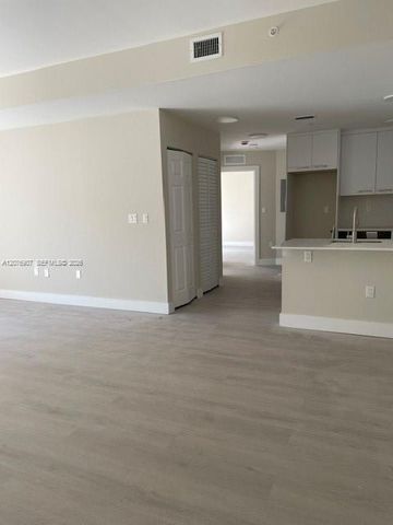 17020 SW 104th Avenue 202, Miami, FL 33157
