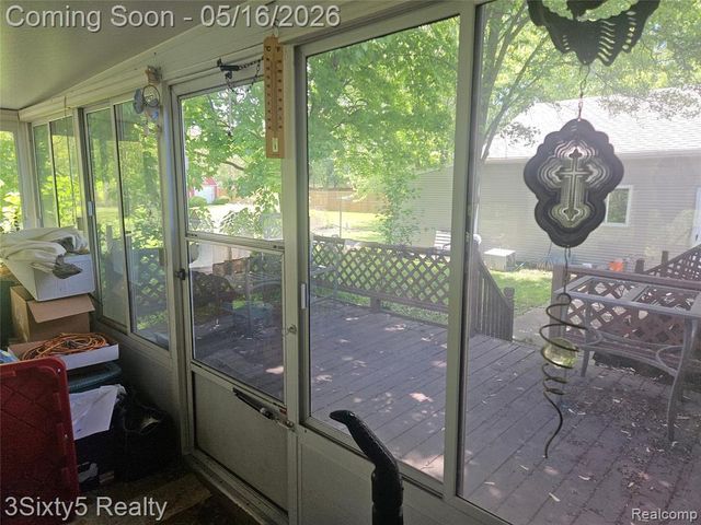 20950 Wahrman Road, New Boston, MI 48164