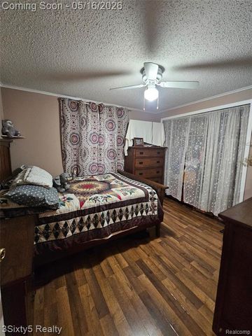 20950 Wahrman Road, New Boston, MI 48164