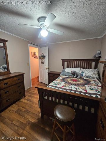 20950 Wahrman Road, New Boston, MI 48164