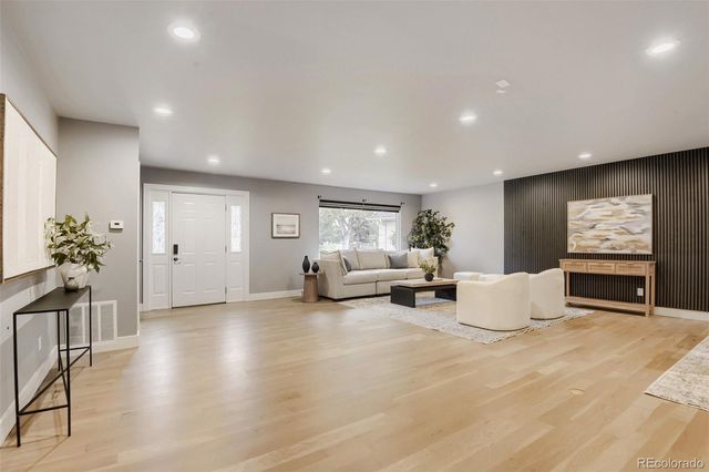15358 E Saratoga Place, Aurora, CO 80015