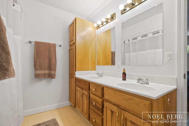 3535 S Sheridan Drive, Muskegon, MI 49444