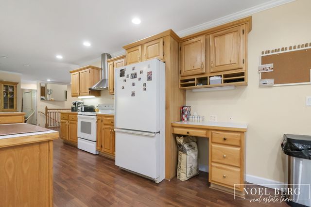 3535 S Sheridan Drive, Muskegon, MI 49444