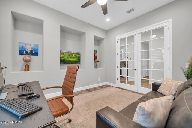 17565 E BLAZE Lane, Rio Verde, AZ 85263