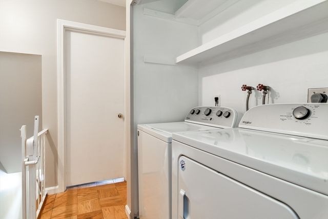 1907 Windsor Dr 1907, Framingham, MA 01701