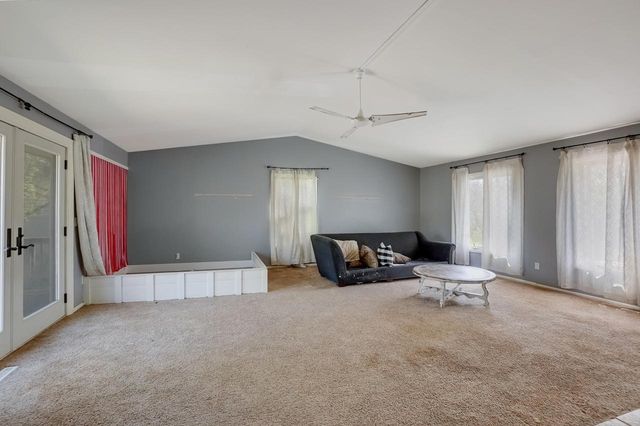S26W26876 Mac Arthur ROAD, Waukesha, WI 53188