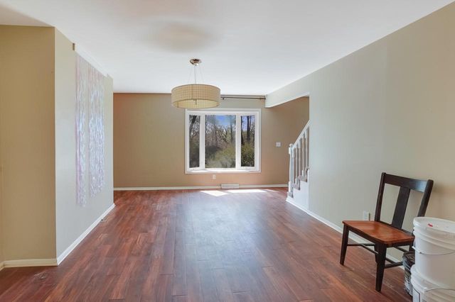 S26W26876 Mac Arthur ROAD, Waukesha, WI 53188