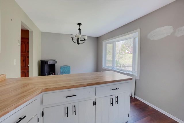 S26W26876 Mac Arthur ROAD, Waukesha, WI 53188