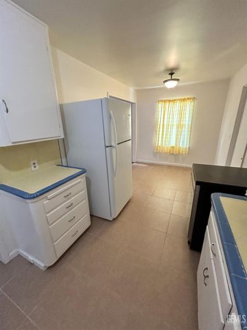435 Arvin Street, Bakersfield, CA 93308