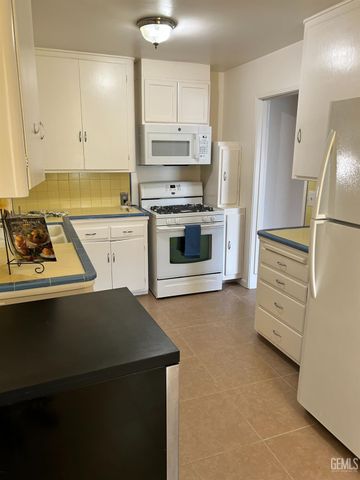 435 Arvin Street, Bakersfield, CA 93308