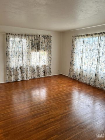 435 Arvin Street, Bakersfield, CA 93308