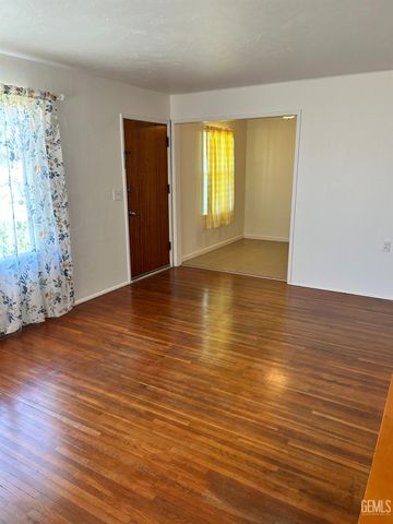 435 Arvin Street, Bakersfield, CA 93308