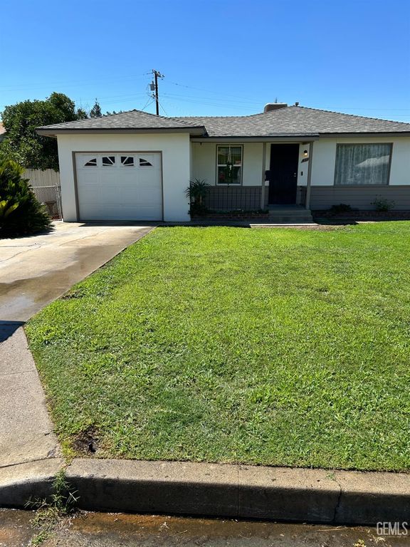 435 Arvin Street, Bakersfield, CA 93308
