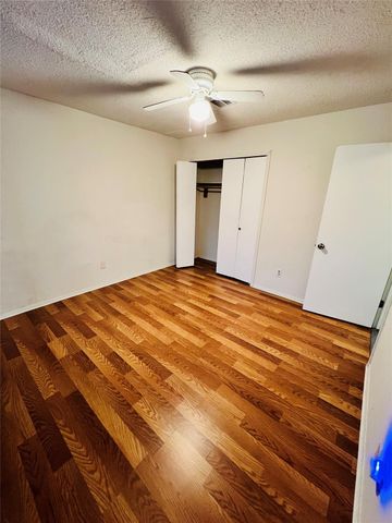 7215 La Entrada Drive, Houston, TX 77083