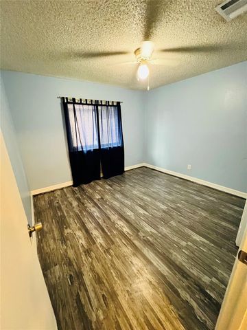 7215 La Entrada Drive, Houston, TX 77083