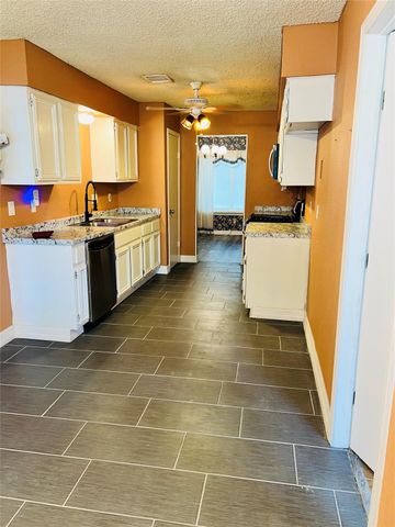 7215 La Entrada Drive, Houston, TX 77083