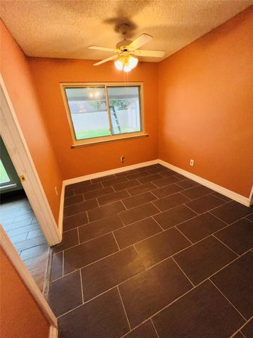 7215 La Entrada Drive, Houston, TX 77083