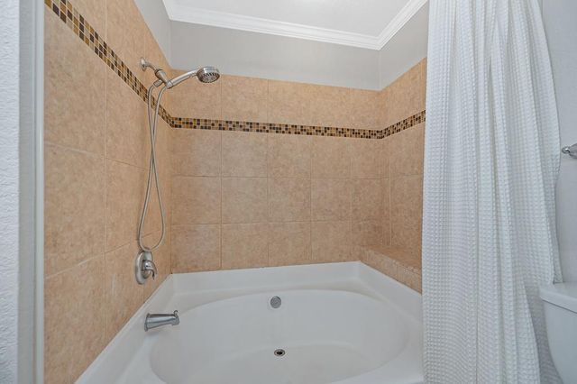 3958 N Country Dr, Antelope, CA 95843
