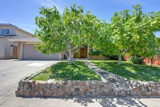 3958 N Country Dr, Antelope, CA 95843