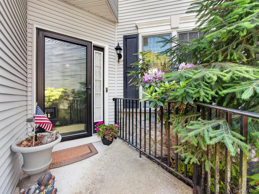 5 Holly Court, Tuxedo Park, NY 10987 — photo 4