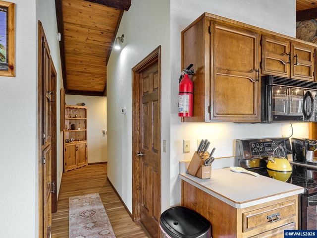 6051 31st Av SE, Salem, OR 97317