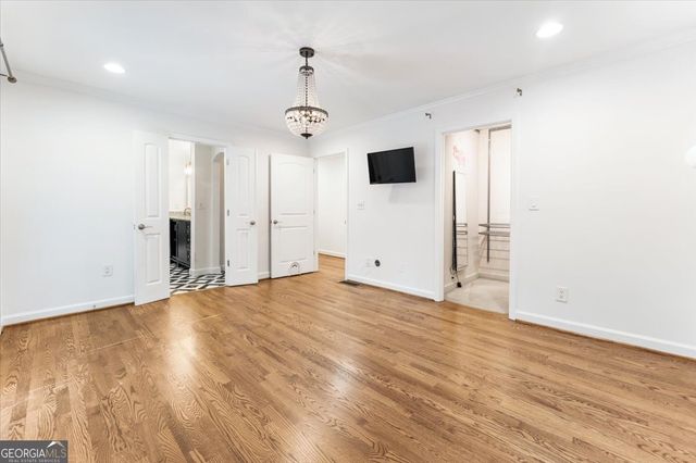 310 Clear Creek Court, Roswell, GA 30076
