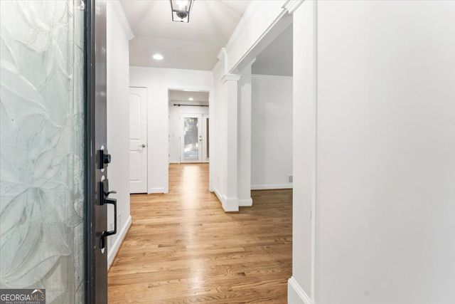 310 Clear Creek Court, Roswell, GA 30076
