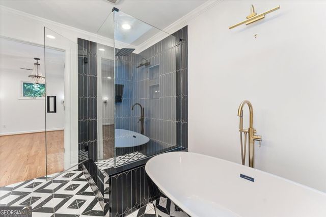 310 Clear Creek Court, Roswell, GA 30076