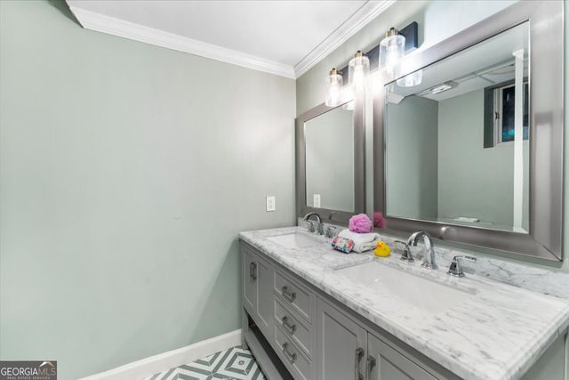 310 Clear Creek Court, Roswell, GA 30076
