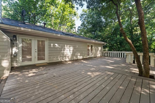 310 Clear Creek Court, Roswell, GA 30076
