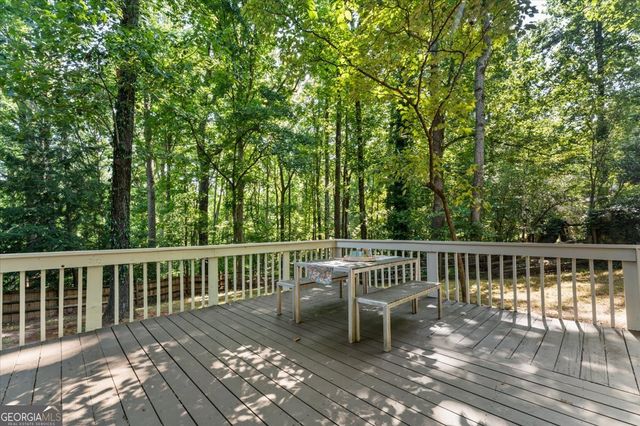 310 Clear Creek Court, Roswell, GA 30076