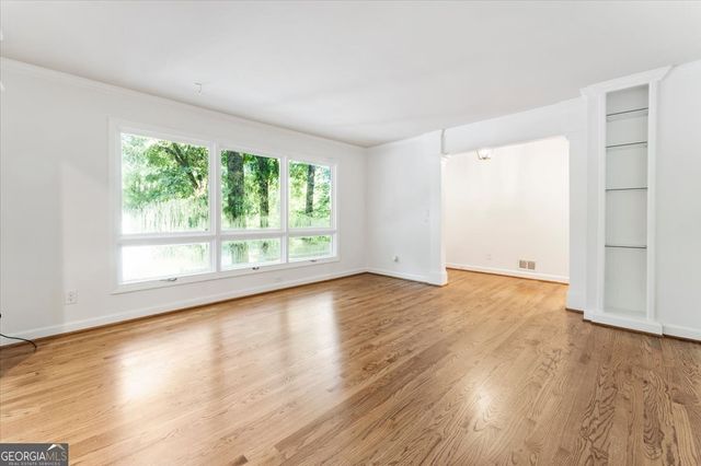 310 Clear Creek Court, Roswell, GA 30076