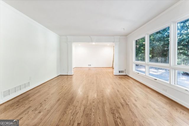 310 Clear Creek Court, Roswell, GA 30076