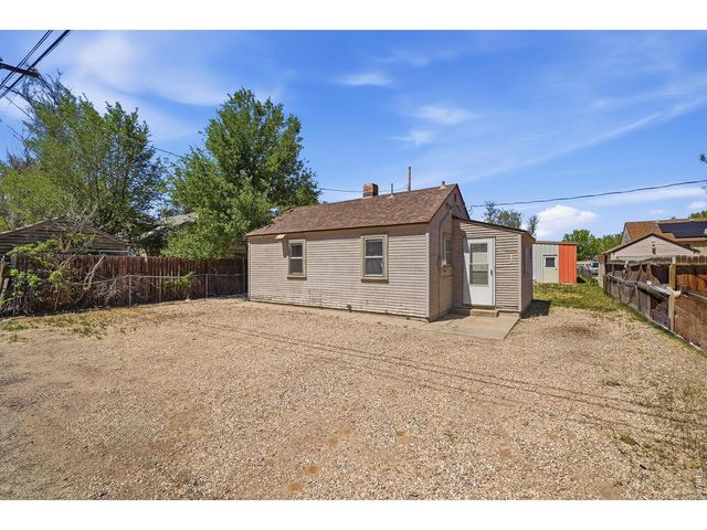 2322 W 9th St, Greeley, CO 80634