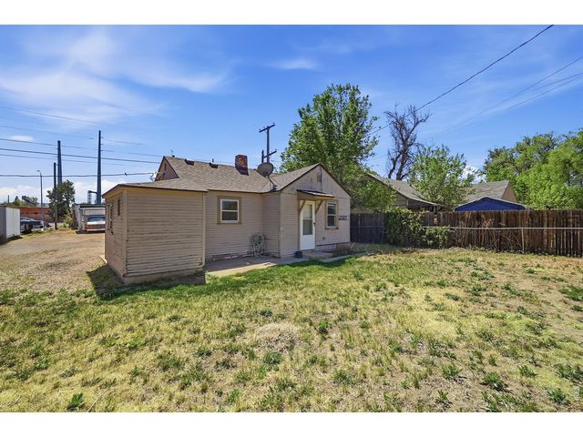 2322 W 9th St, Greeley, CO 80634