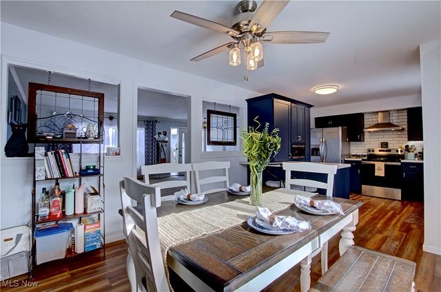 411 Oaknoll Drive, Amherst, OH 44001