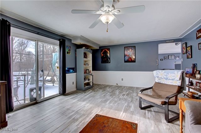 411 Oaknoll Drive, Amherst, OH 44001