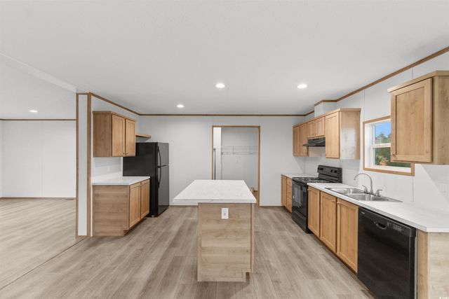 6613 Strickland Rd., Green Sea, SC 29545