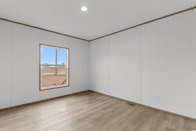 6613 Strickland Rd., Green Sea, SC 29545