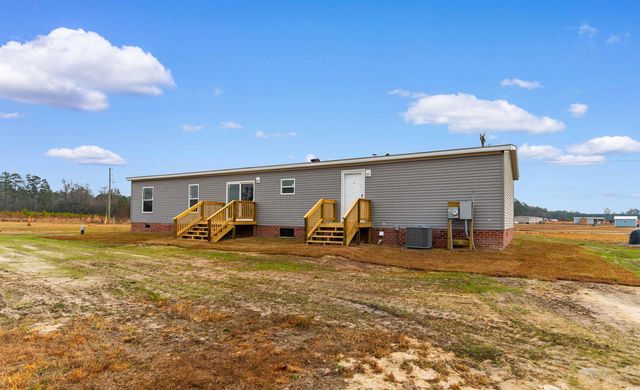 6613 Strickland Rd., Green Sea, SC 29545