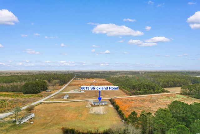 6613 Strickland Rd., Green Sea, SC 29545