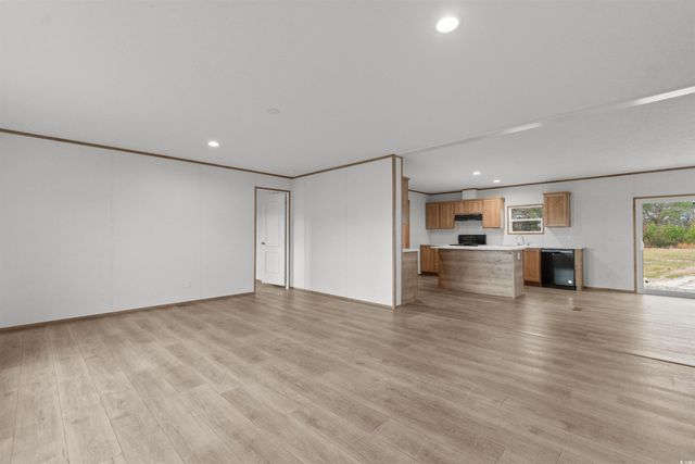 6613 Strickland Rd., Green Sea, SC 29545