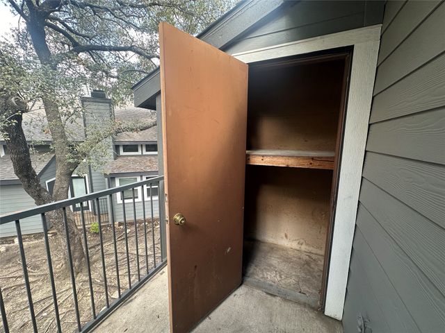 9696 Walnut Street 1717, Dallas, TX 75243