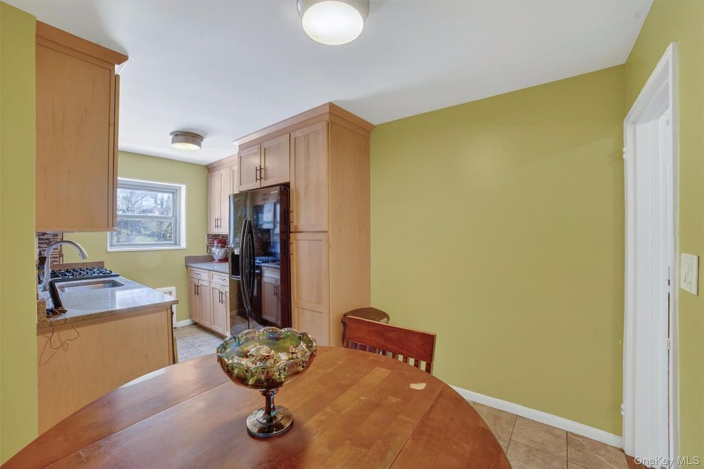 222 N Broadway 3D, Yonkers, NY 10701 — photo 5