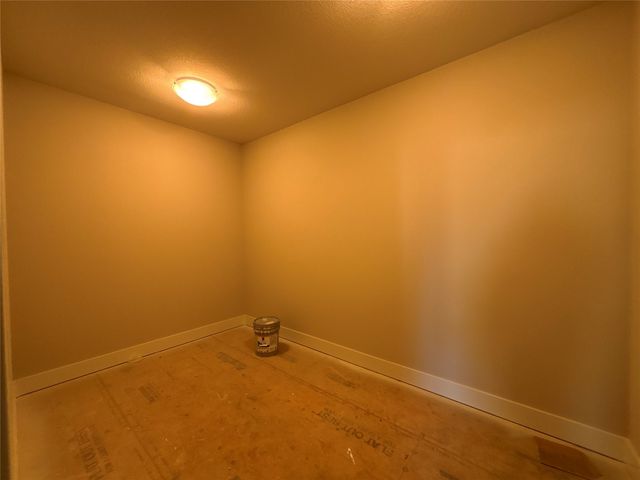 275 NW Copperleaf Court, Waukee, IA 50263