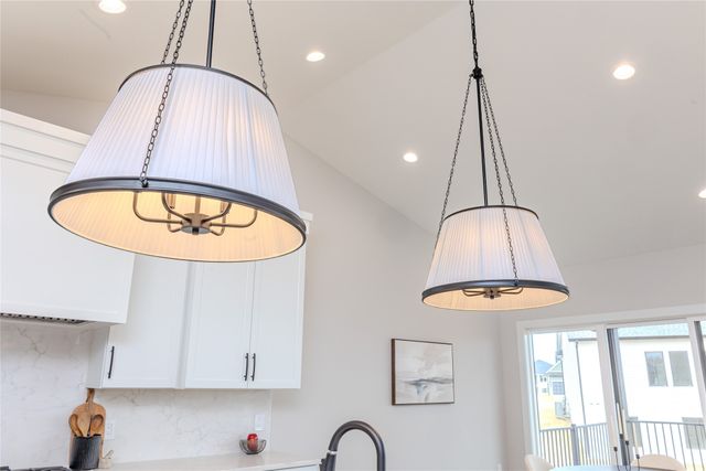 275 NW Copperleaf Court, Waukee, IA 50263